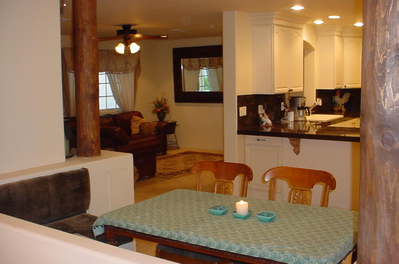3616 East Vineyard Road Phoenix, AZ 85042 - Photo 9 of 23 Great Room view
