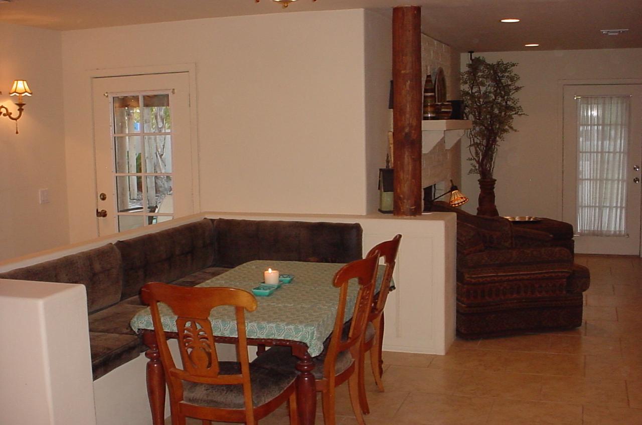 3616 East Vineyard Road Phoenix, AZ 85042 - Photo 10 of 23 Informal dining
