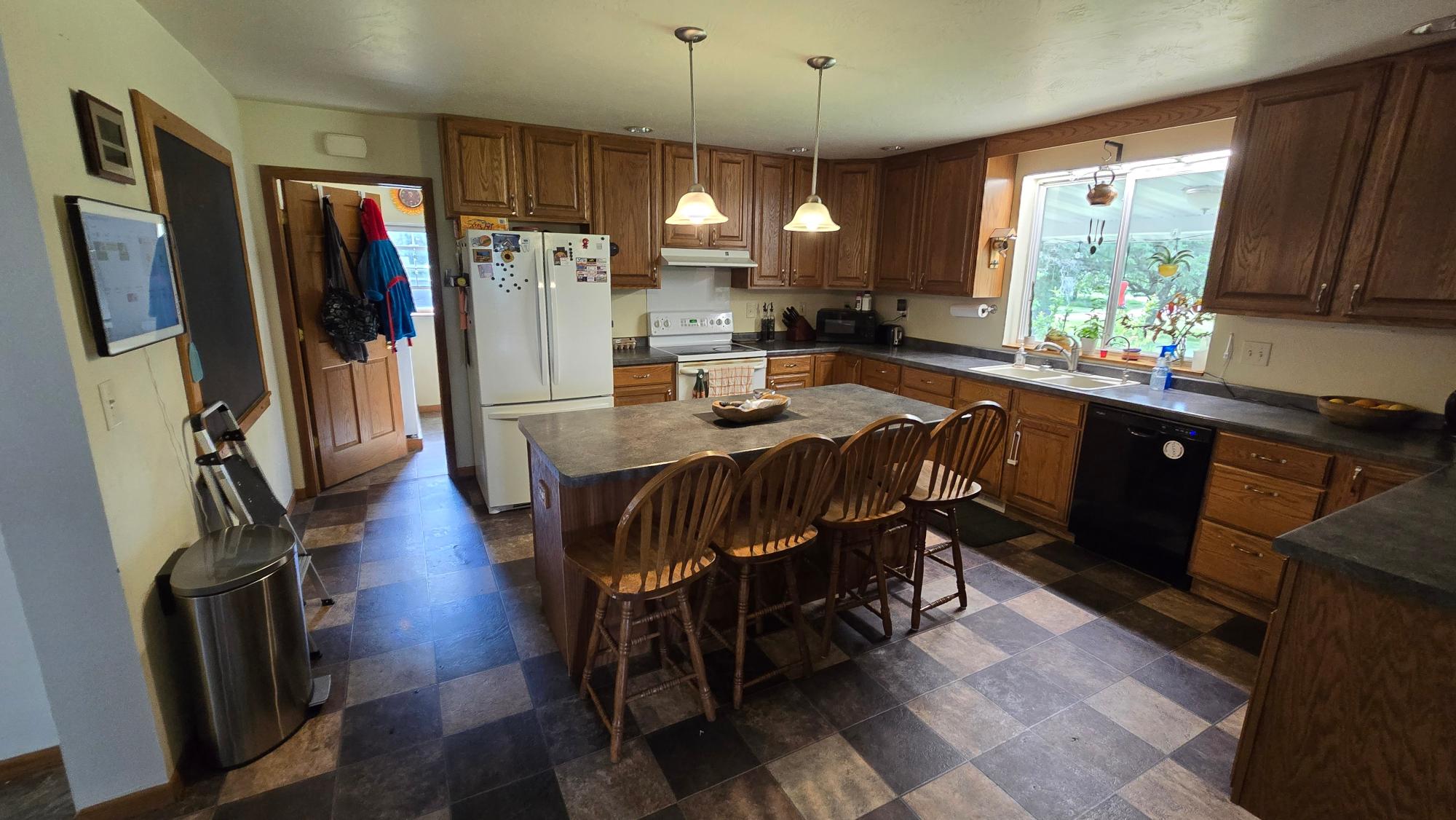W7559 Valley Road Antigo, WI 54409 - Photo 6 of 32