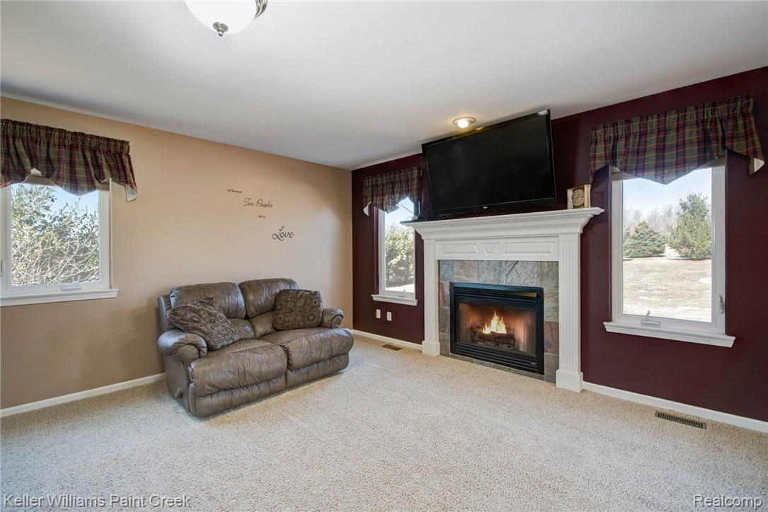 6119 Bordman Road Almont, MI 48003 - Photo 9 of 41 DSC_2053_5.jpg