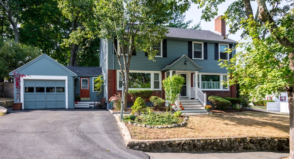 5 Saratoga Road Arlington, MA 02474 - Photo 1 of 32