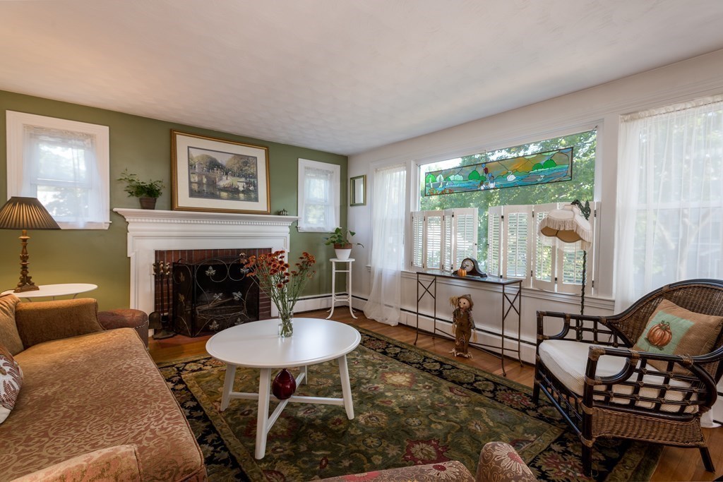 5 Saratoga Road Arlington, MA 02474 - Photo 8 of 32