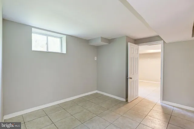 $2,800 | 3205 Henderson Avenue, Silver Spring, MD 20902