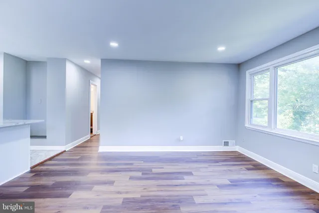 $2,800 | 3205 Henderson Avenue, Silver Spring, MD 20902