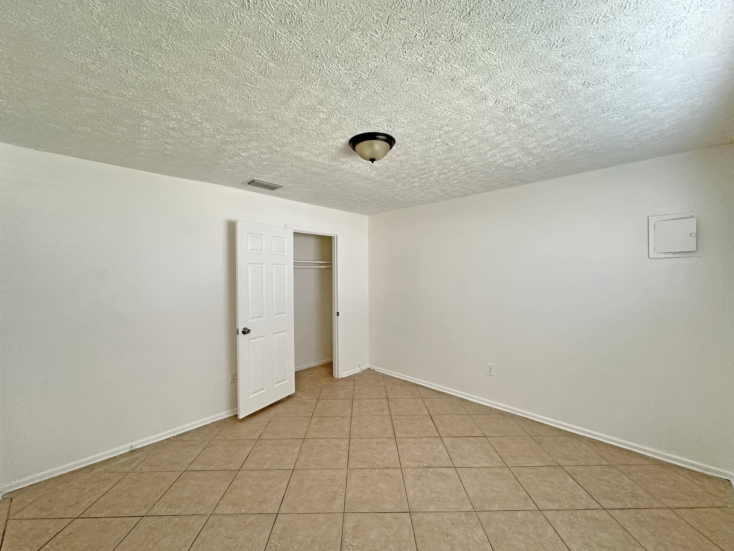 1107 North 21st Street, Unit A & B Fort Pierce, FL 34950 - Photo 9 of 24 a view of an empty room