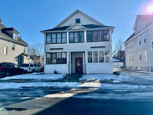 $499,900 | 21 Bloomfield Street, Springfield, MA 01108