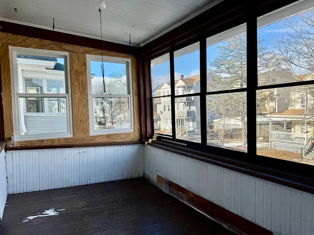 $499,900 | 21 Bloomfield Street, Springfield, MA 01108