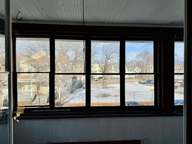 $499,900 | 21 Bloomfield Street, Springfield, MA 01108