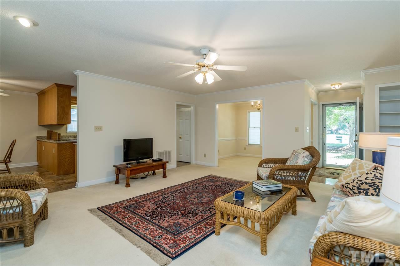 6312 Wynbrook Way Raleigh, NC 27612 - Photo 8 of 28