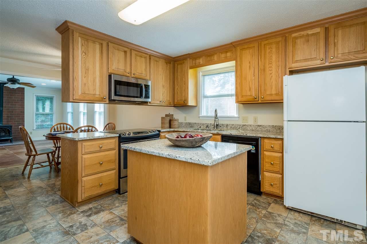 6312 Wynbrook Way Raleigh, NC 27612 - Photo 9 of 28