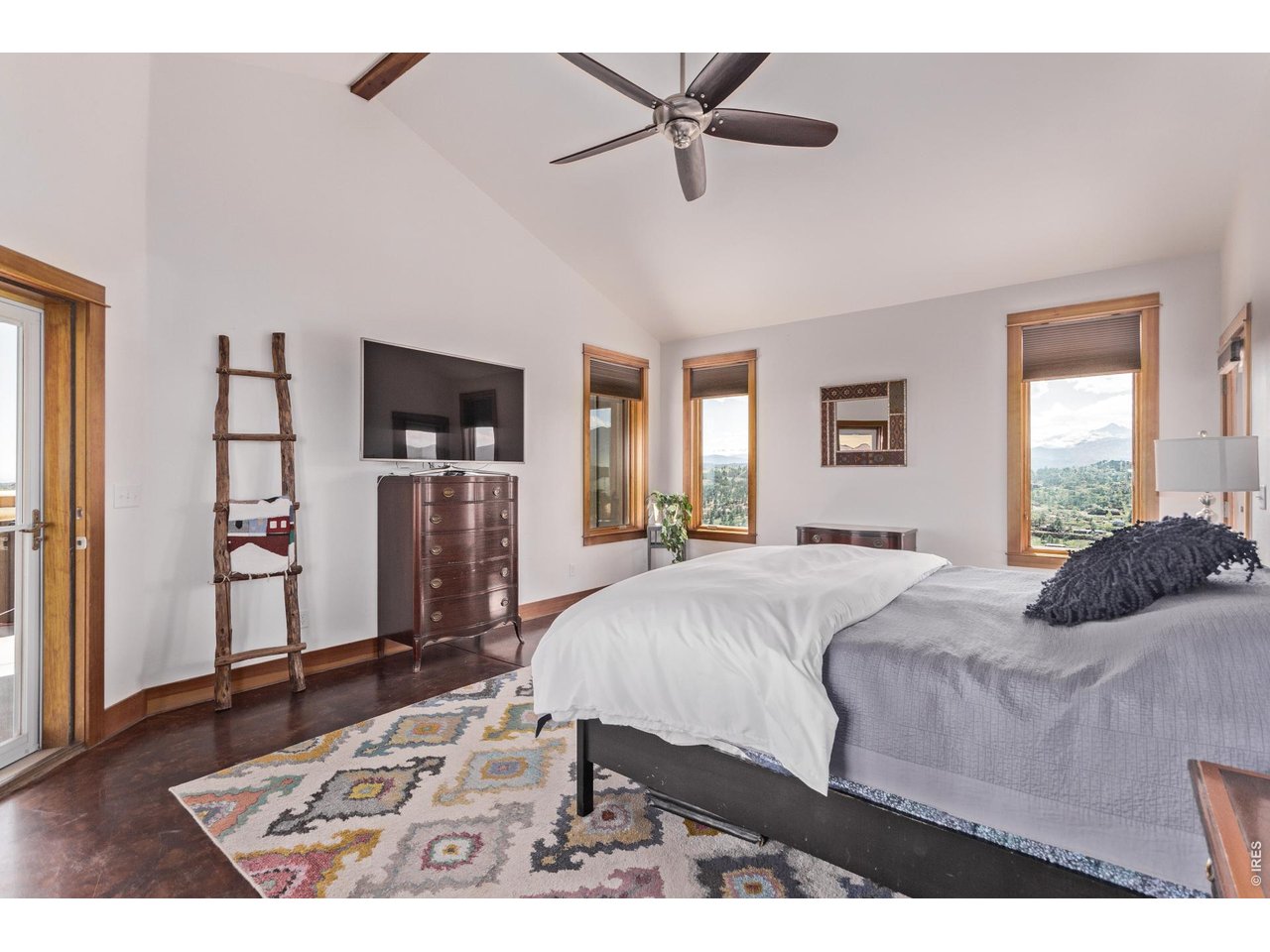 399 Northview Road Berthoud, CO 80513 - Photo 15 of 39 a bedroom with a bed with the view of bathroom