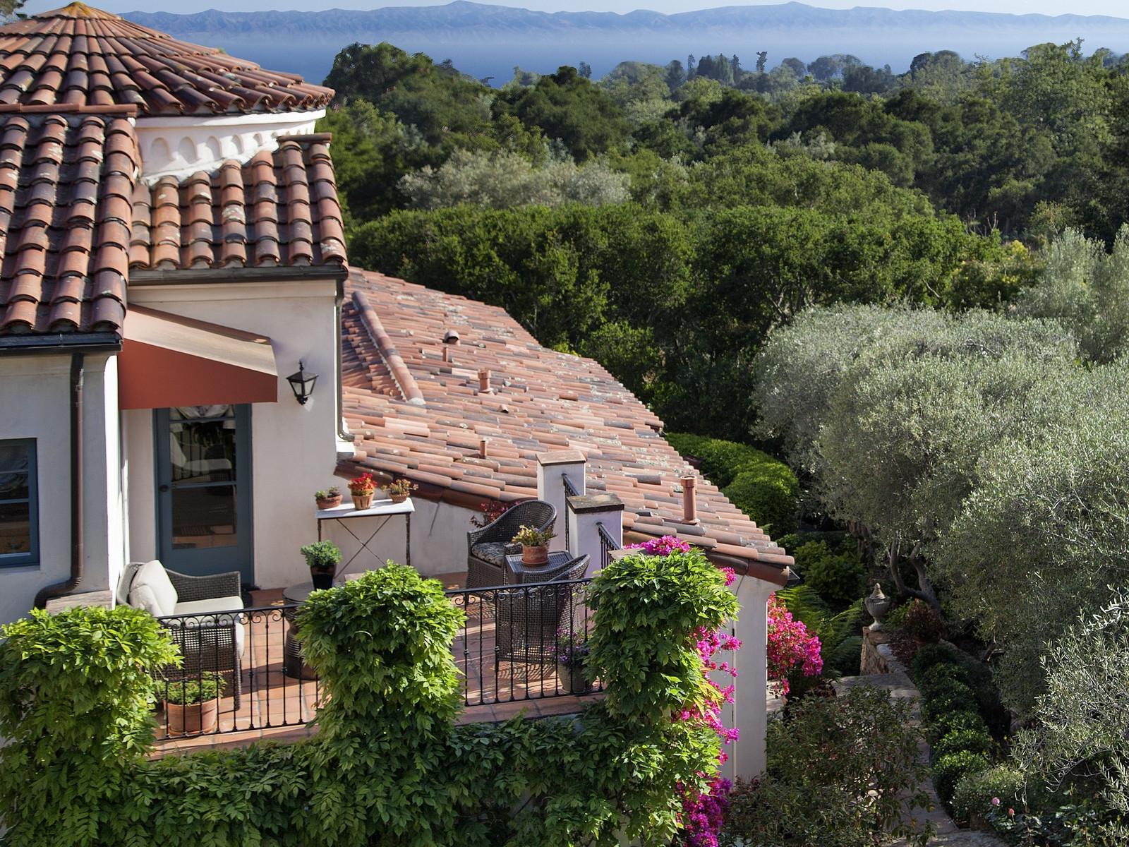 423 Ennisbrook Drive Montecito, CA 93108 - Photo 10 of 11 10-423Ennisbrook_002_2nd floor patio & O