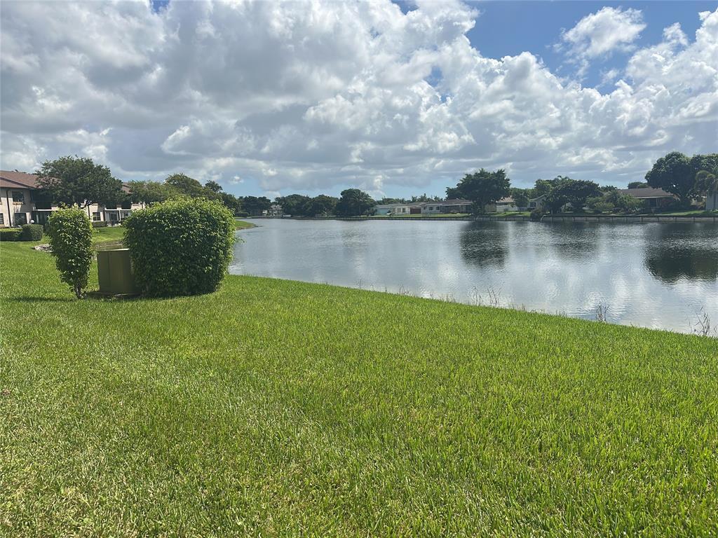 9832 West McNab Road Tamarac, FL 33321 - Photo 14 of 18 15