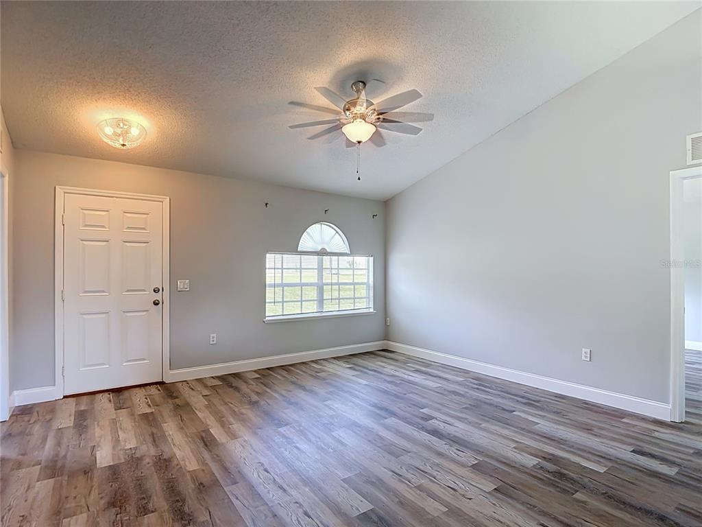 11324 Humber Road Weeki Wachee, FL 34614 - Photo 5 of 64 Gallery Image 5
