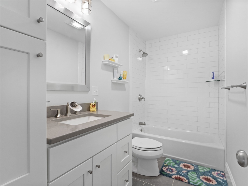12 Cedar Street, Unit 2 Waltham, MA 02453 - Photo 15 of 27