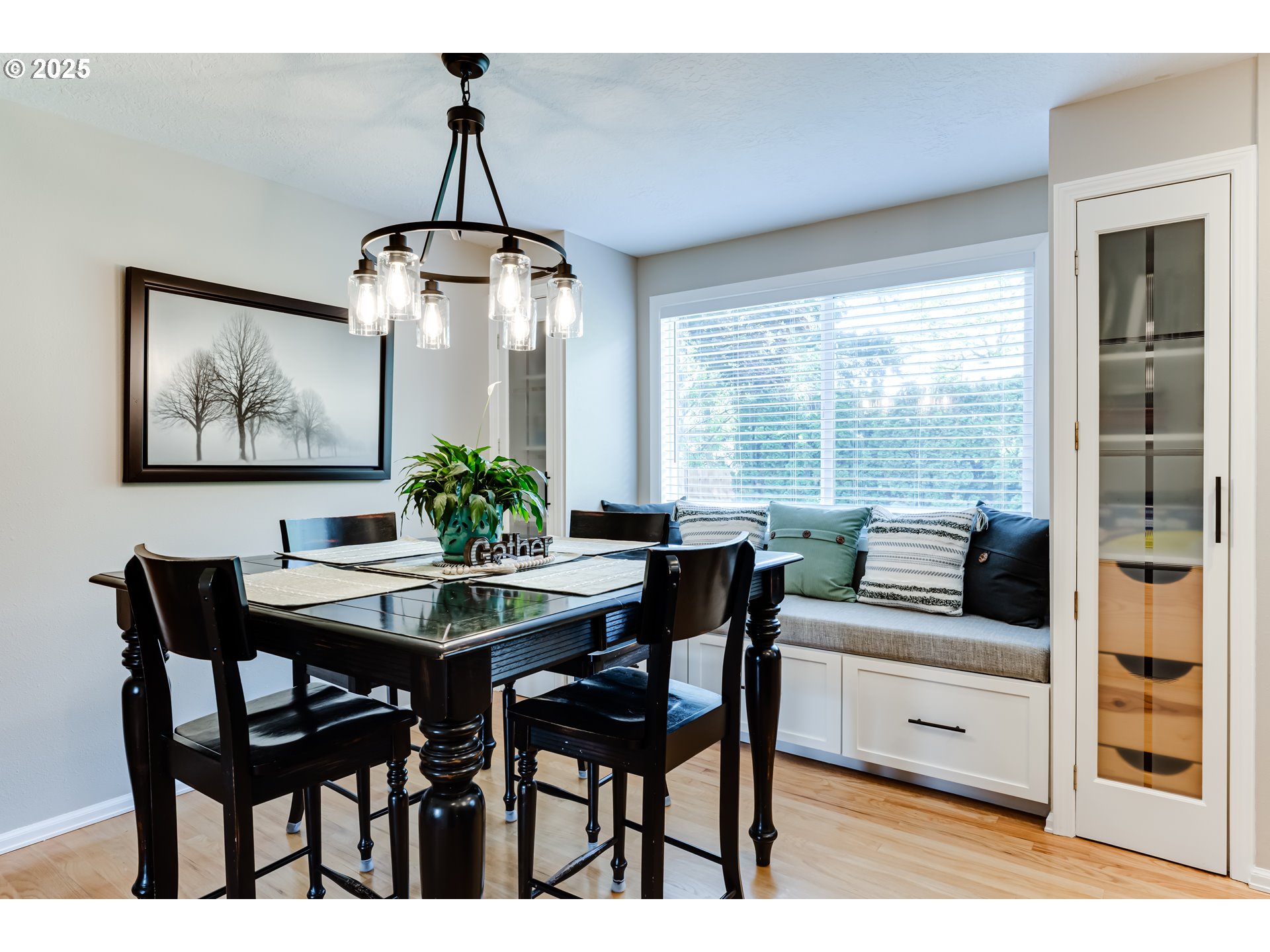 2852 Metolius Drive Eugene, OR 97408 - Photo 22 of 48 a view of a dining room with furniture window and outside view