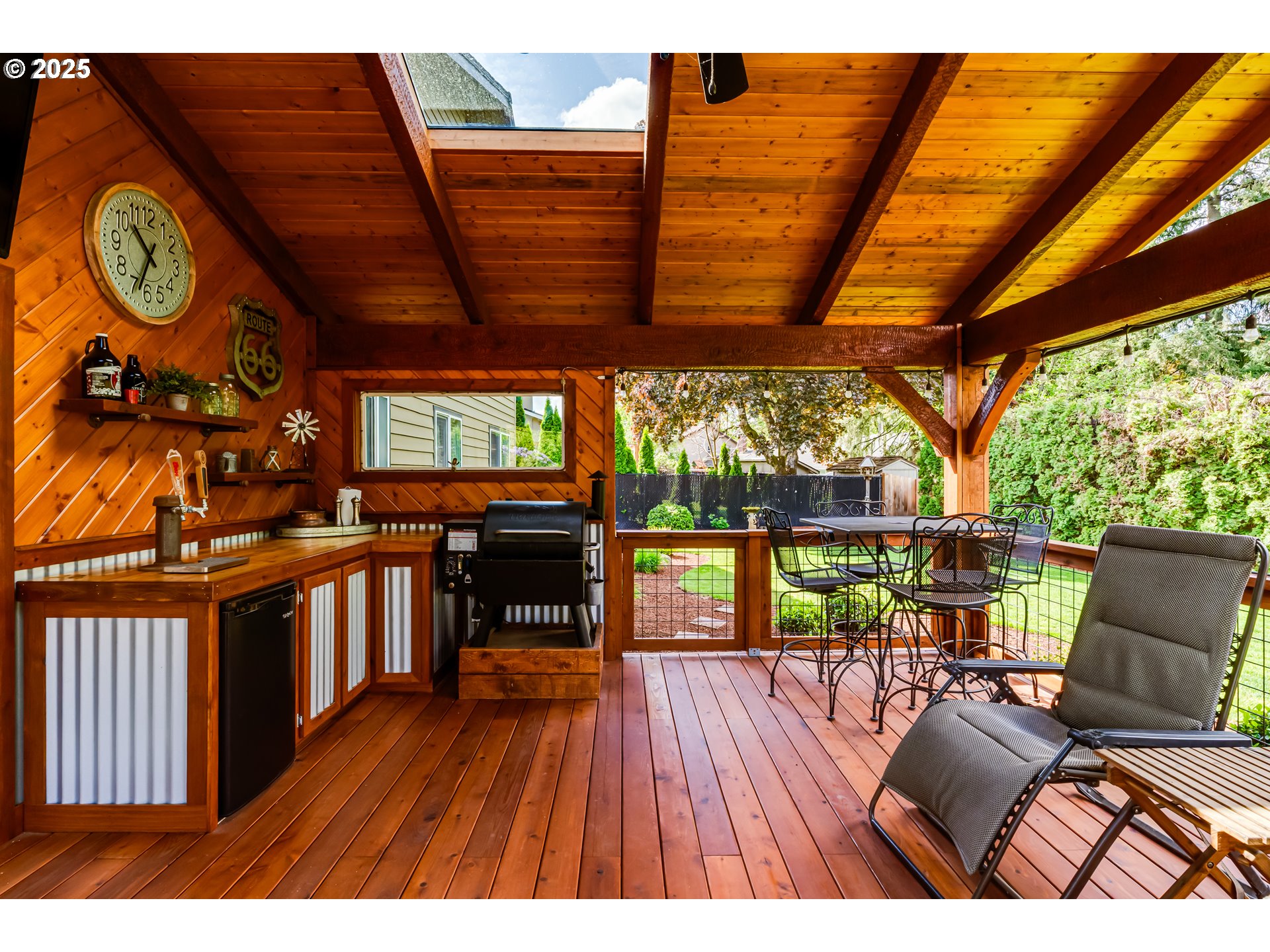 2852 Metolius Drive Eugene, OR 97408 - Photo 43 of 48 a view of a patio with wooden floor