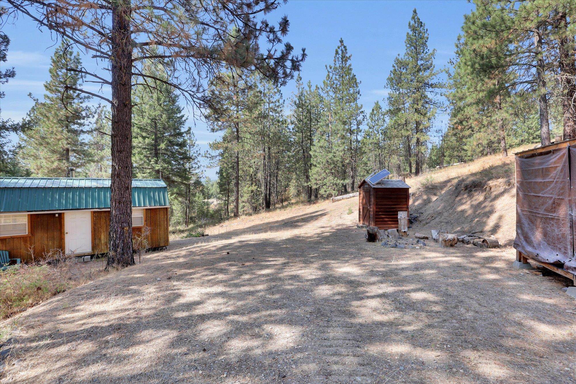 5155 Goah Way Springdale, WA 99173 - Photo 9 of 25