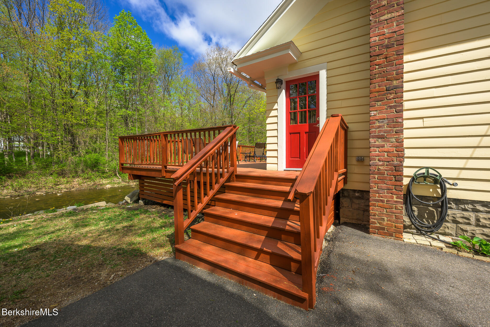 12 Riverfront Street Chester, MA 01011 - Photo 4 of 36