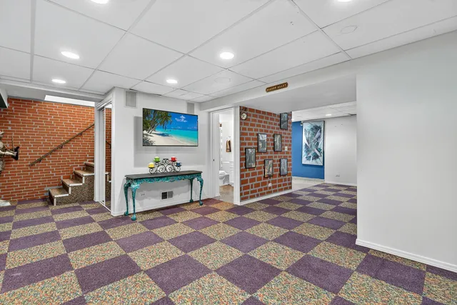 $420,000 | 336 Oak Hill Court, Antioch, IL 60002