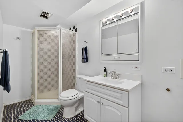 $420,000 | 336 Oak Hill Court, Antioch, IL 60002