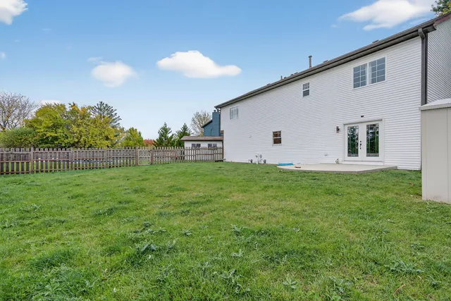 $420,000 | 336 Oak Hill Court, Antioch, IL 60002