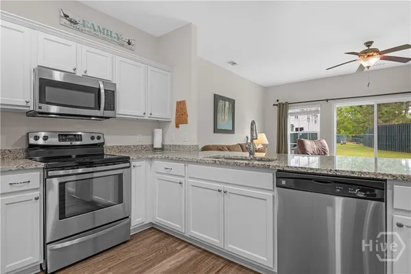 $275,000 | 100 Regis Way, Richmond Hill, GA 31324