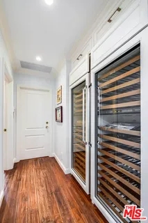 $4,295,000 | 9921 Toluca Lake Avenue, Toluca Lake, CA 91602