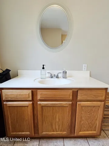 $219,500 | 906 West Lakeshore Drive, Carriere, MS 39426