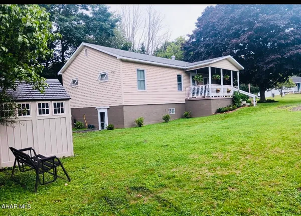 $225,000 | 406 Country Club Road, Cresson, PA 16630