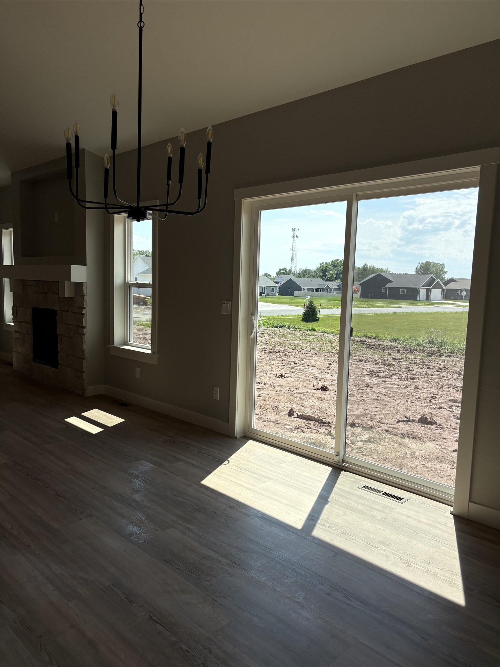 N8843 Killarney Way Menasha, WI 54952 - Photo 10 of 28