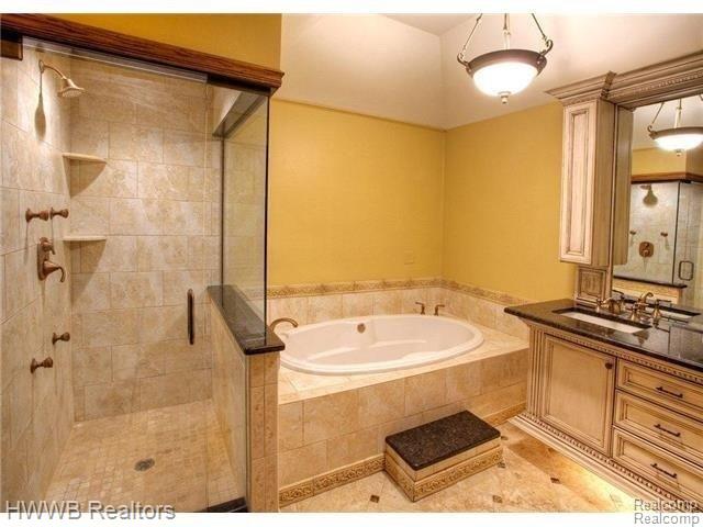 330 Camelot Way Rochester, MI 48306 - Photo 24 of 48