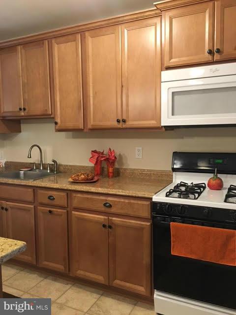 7895 Charlesmont Road Baltimore, MD 21222 - Photo 14 of 30 Kitchen