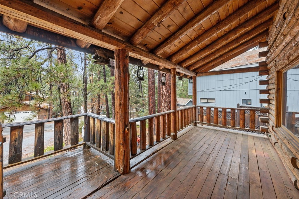 53645 Country Club Drive Idyllwild, CA 92549 - Photo 6 of 33 a view of a balcony with wooden floor