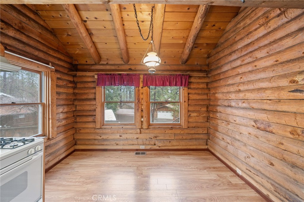 53645 Country Club Drive Idyllwild, CA 92549 - Photo 10 of 33 a view of an empty room with a window