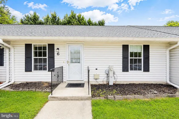 $280,000 | 9250 Cherry Lane, Unit 6, Laurel, MD 20708