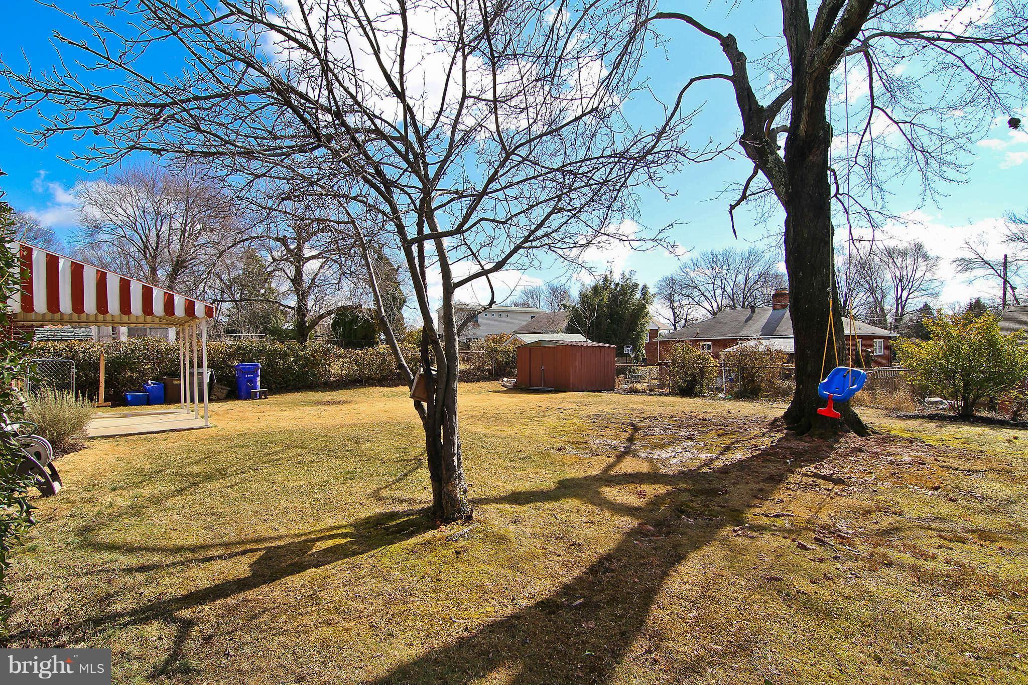 2424 Dennis Avenue Silver Spring, MD 20902 - Photo 20 of 20 Exterior (Rear)