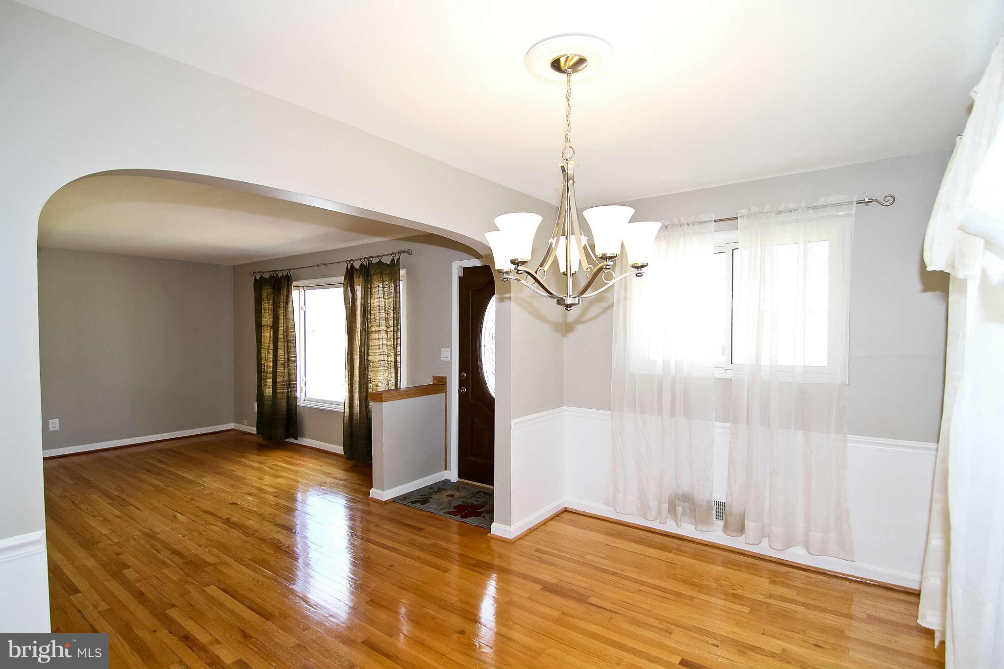 2424 Dennis Avenue Silver Spring, MD 20902 - Photo 7 of 20 Formal Dining Room