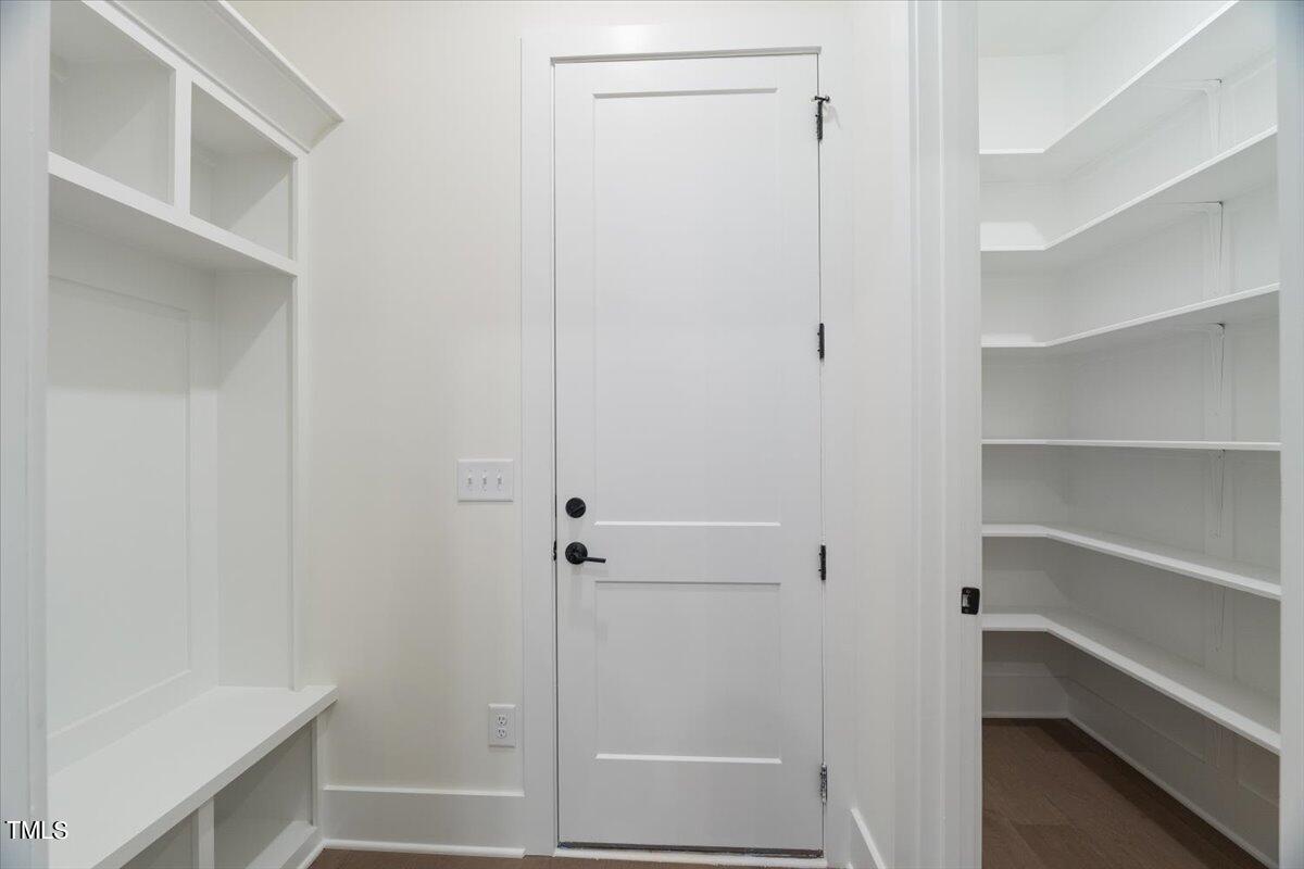 9012 Penny Road Raleigh, NC 27606 - Photo 15 of 52 Bench and Pantry