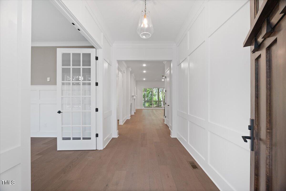 9012 Penny Road Raleigh, NC 27606 - Photo 6 of 52 Foyer