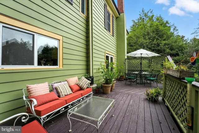 $799,900 | 802 South Blue Ridge Avenue, Culpeper, VA 22701