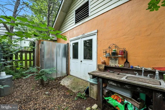 $799,900 | 802 South Blue Ridge Avenue, Culpeper, VA 22701