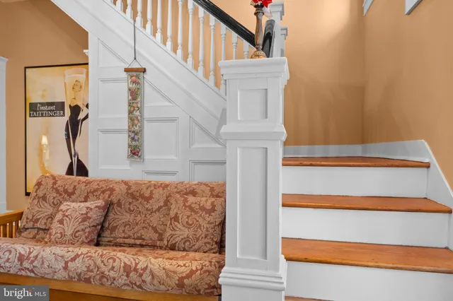 $799,900 | 802 South Blue Ridge Avenue, Culpeper, VA 22701