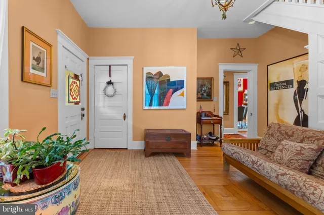 $799,900 | 802 South Blue Ridge Avenue, Culpeper, VA 22701