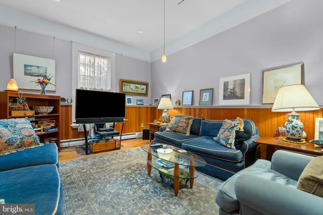 $799,900 | 802 South Blue Ridge Avenue, Culpeper, VA 22701