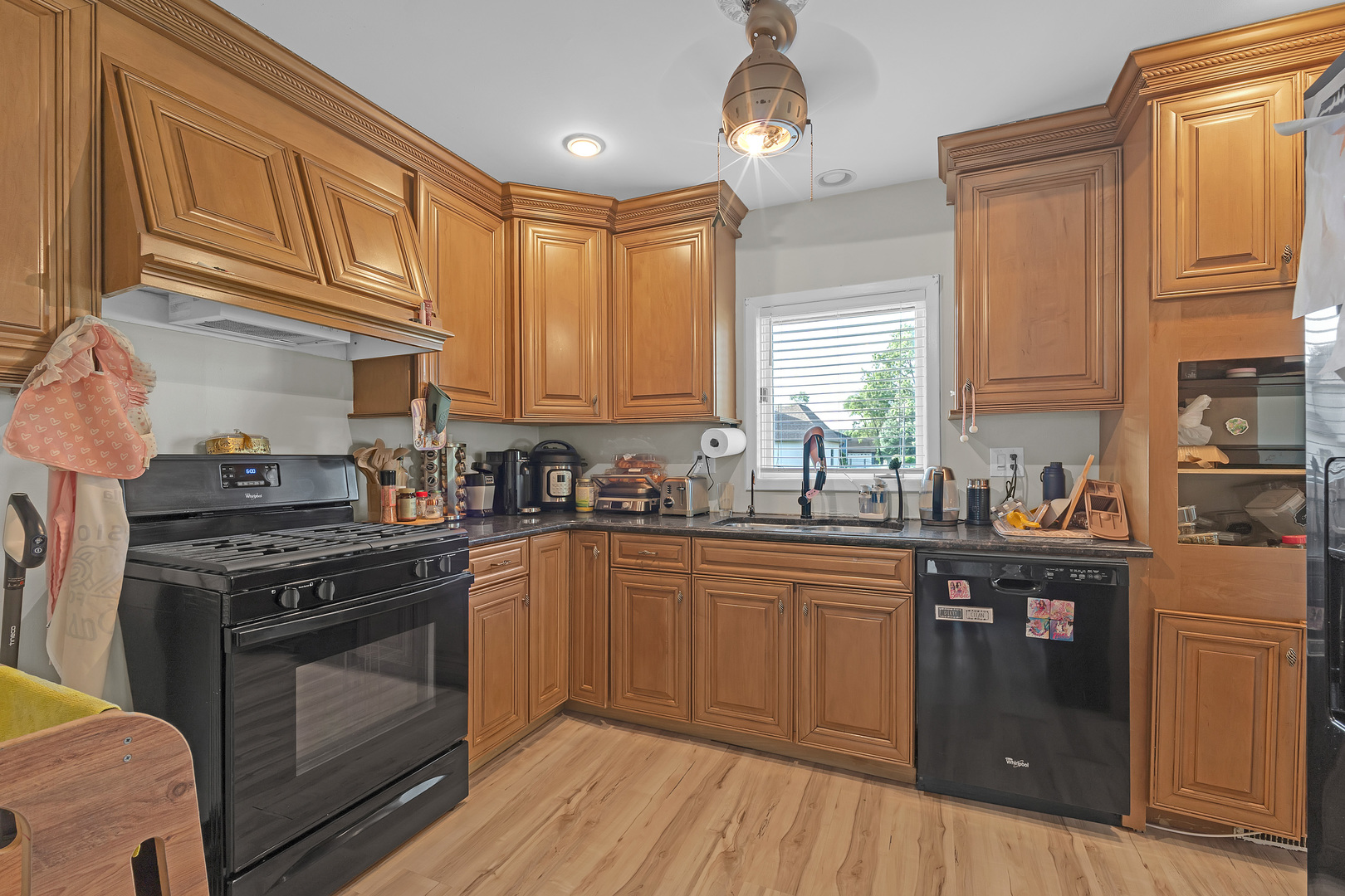 8820 Palisades Road Burr Ridge, IL 60527 - Photo 13 of 29