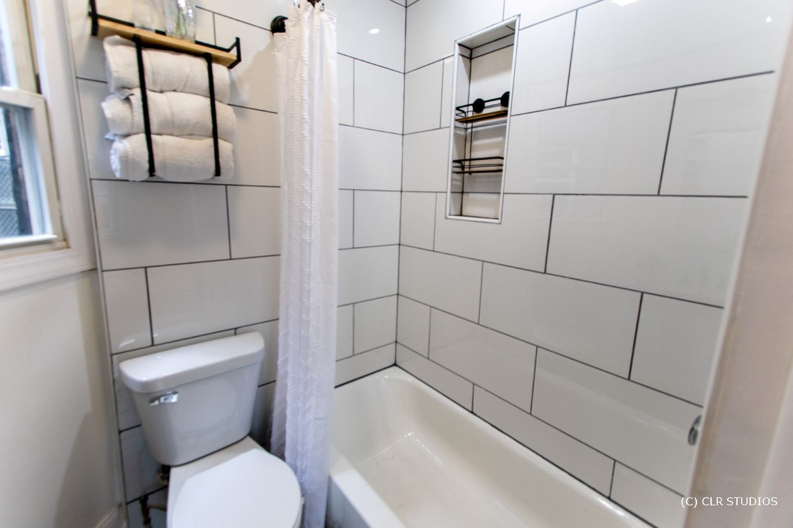 2343 West Grenshaw Street, Unit 2 Chicago, IL 60612 - Photo 14 of 15