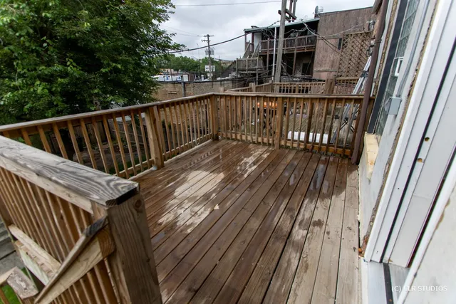 $2,500 | 2343 West Grenshaw Street, Unit 2, Chicago, IL 60612