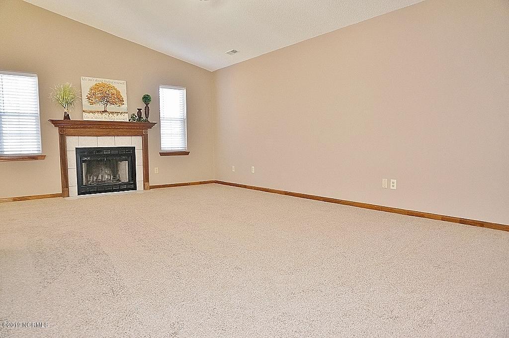 133 Fodder Drive Hubert, NC 28539 - Photo 2 of 22 DSC08176 (1024x680)