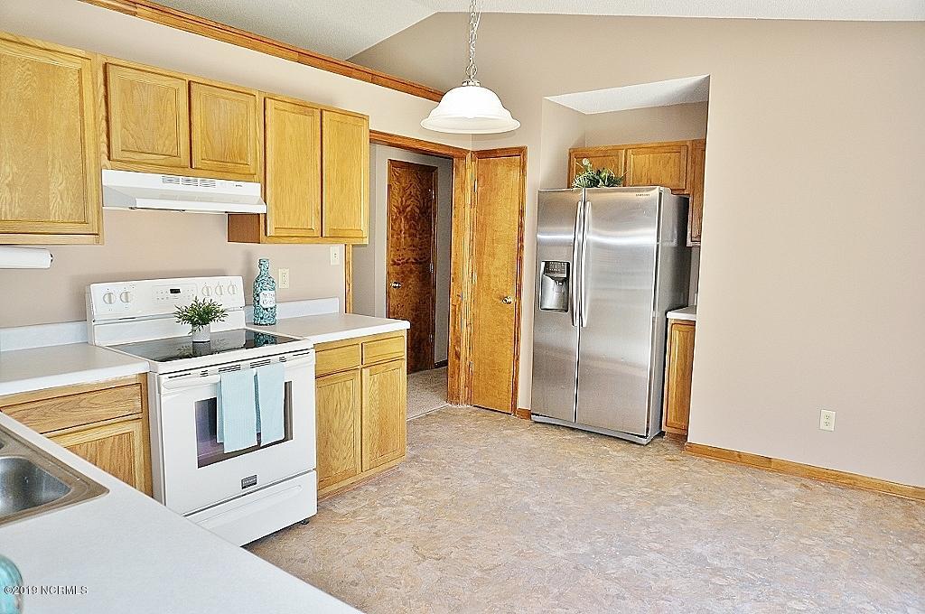 133 Fodder Drive Hubert, NC 28539 - Photo 10 of 22 DSC08190 (1024x680)